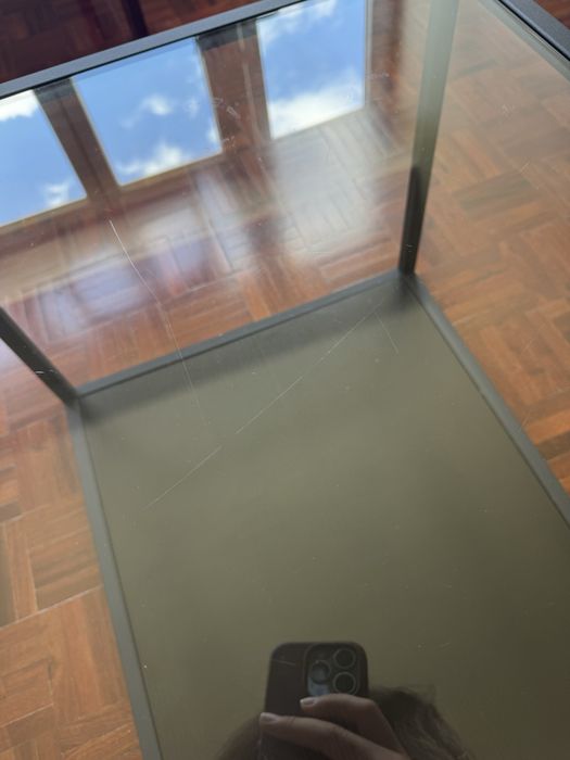 Mesa de centro/apoio IKEA