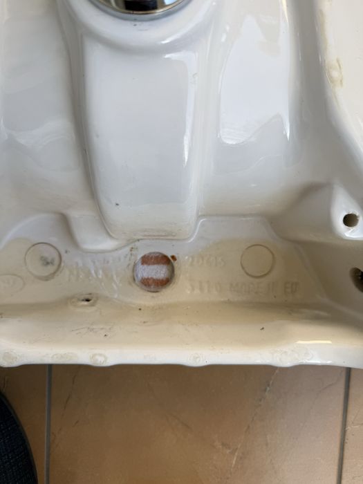 Umywalka Roca Victoria/Meridian