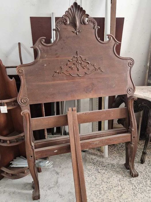 Cama de solteiro corpo