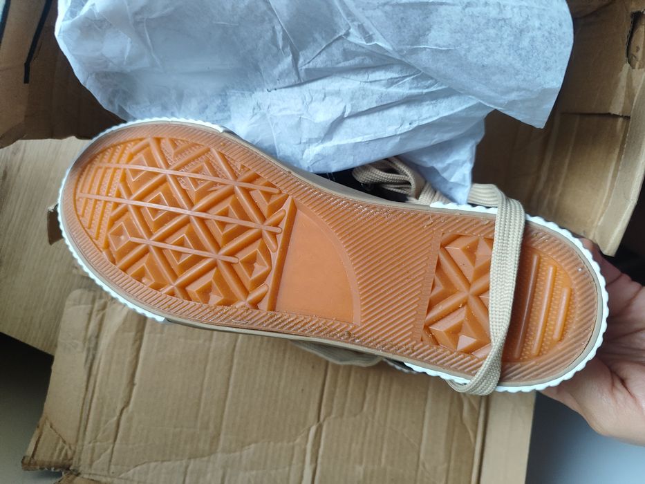 Trampki nowe 39/40