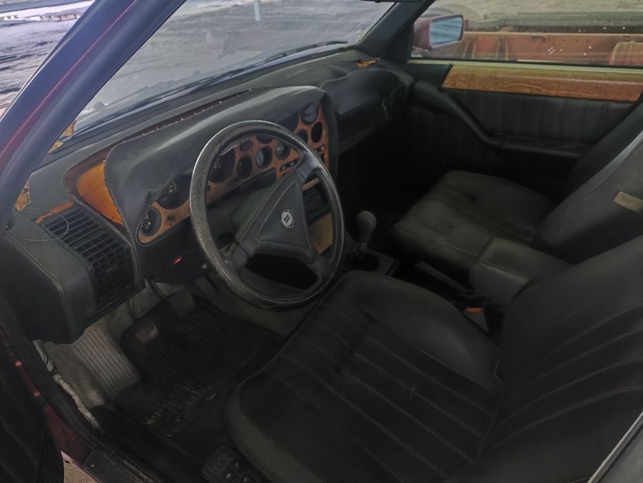 Lancia thema 8:32 Ferrari NACIONAL