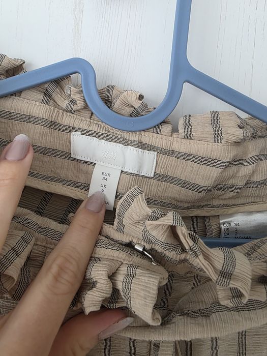 Lekkie spodnie paperbag H&M w paski, wiskoza i len, rozm. 34 (XS