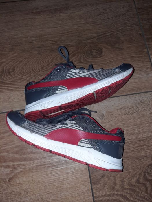 Buty firmy Puma rozmiar 35.5