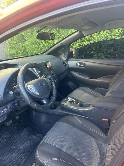 Сдам в аренду Nissan Leaf  Ниссан лиф 2013г. 300 км