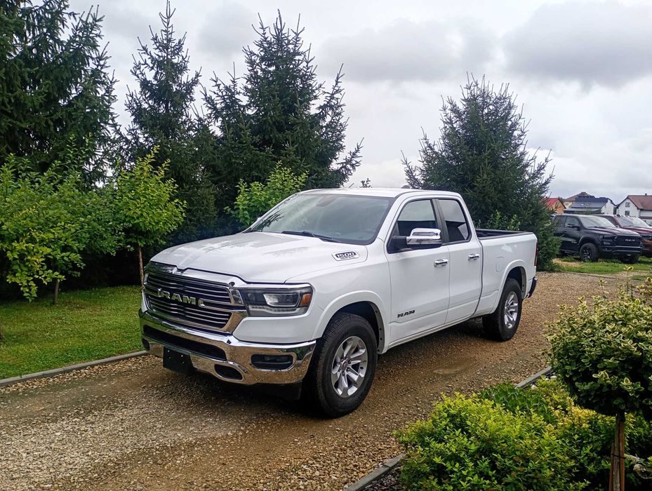 2020 RAM 1500 Laramie 5.7 Hemi 4x4