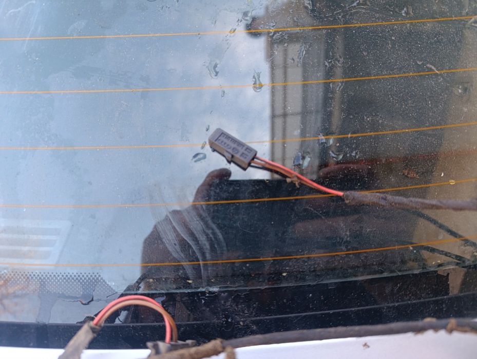 Плафоны задних пассажиров. С проводкой козырьков и люка гольф 3 Вента