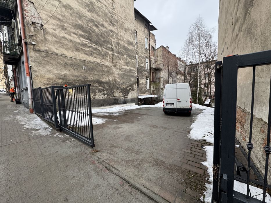 Plac + Magazyn do Wynajęcia Śnigurskiego, Franciszkańska ( Rynek )