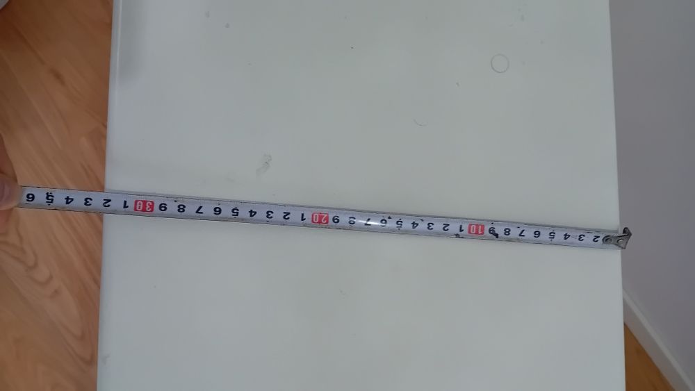 Cómoda branca em  madeira