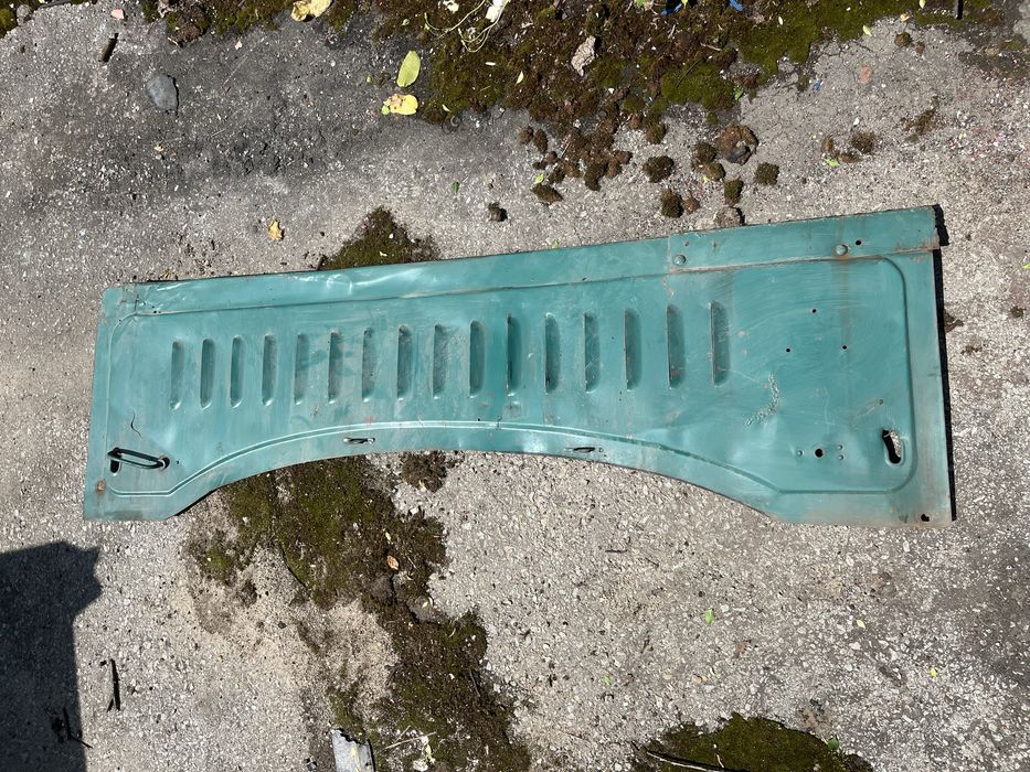 Крила обліцовка кабіни решітка боковина Краз 256