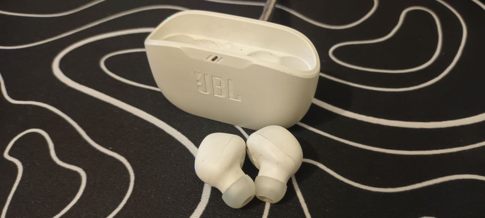 JBL Wave Buds 2 Brancos