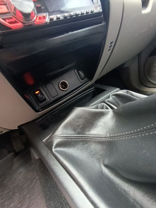 Mitsubishi L200 2013,