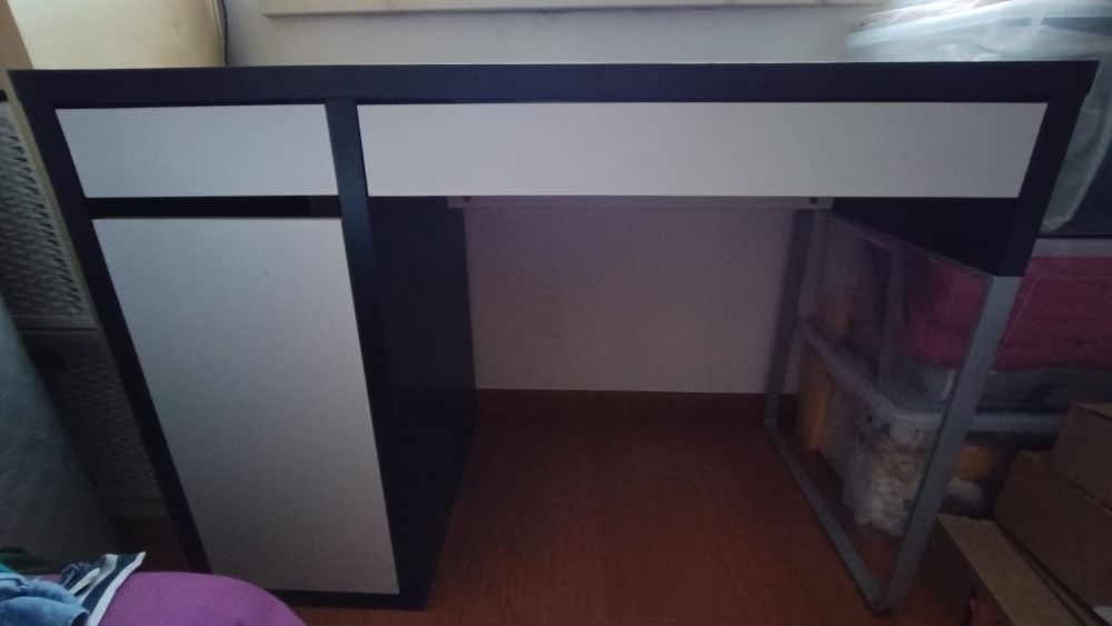 Secretária escritório