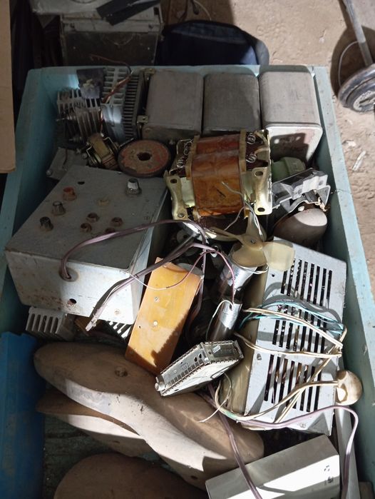 Радіодеталі ! ! !