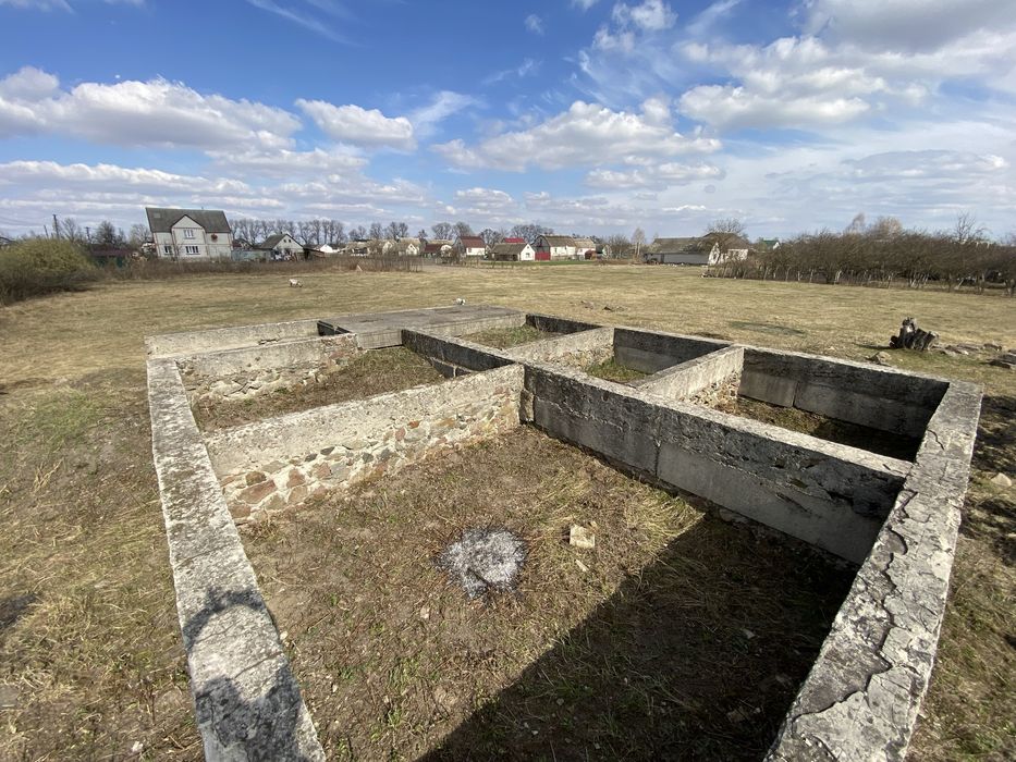 Продається земельна ділянка в Пулинах.