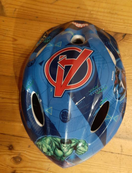 Kask dzieciecy avengers