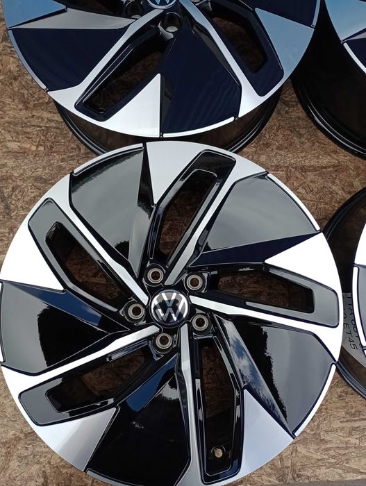 Felgi aluminiowe 5x112 R19 ET45 CUPRA Ateca Leon Born Audi NOWE