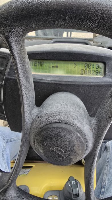 Empilhador Hyster 3000Kg