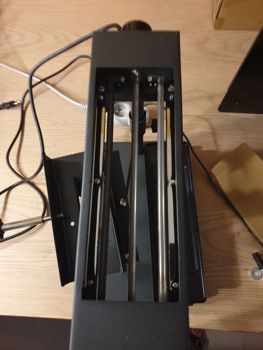 Grill do sera Raclette Elektryczny KLARSTEIN StołowyY 1000W Czarny