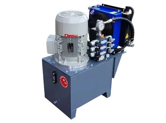 5,5kW Stacja hydrauliczna 400V 4 sekcje z chłodnicą