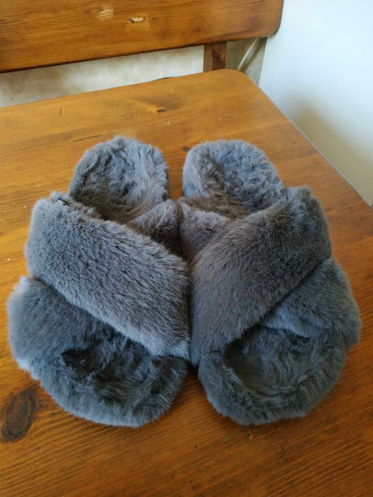 Пухнасті м'якенькі та тепленькі сірі домашні тапулі NЕХТ розмір 41-42