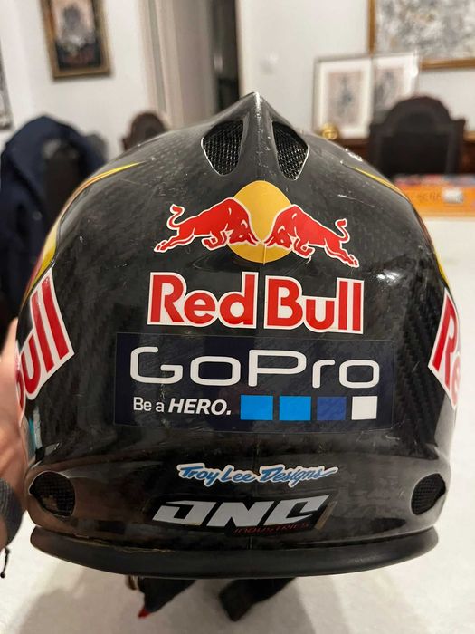 Capacete Troy Lee Designs D2 Carbon M – Sticker Kit Red Bull – Raro