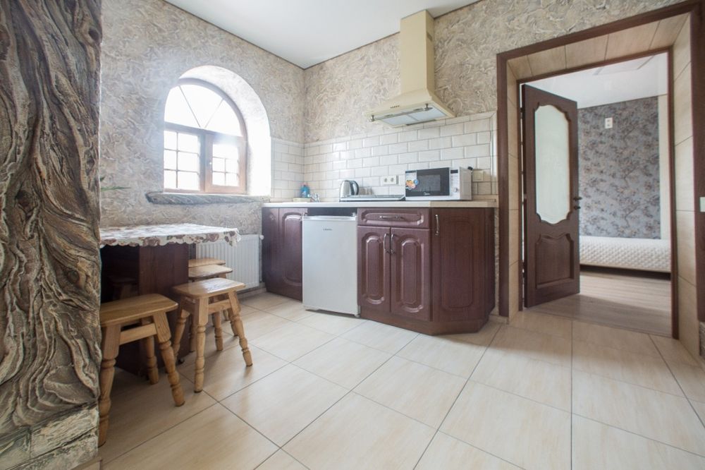 Двох кімнатна квартира у центрі  старого міста біля Ратуші.