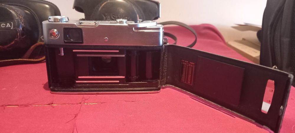 2 máquinas fotográficas