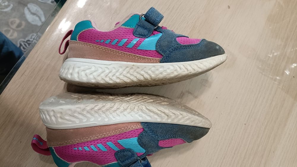 Adidasy dla dziewczynki