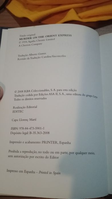 Livro antigo Agatha christie