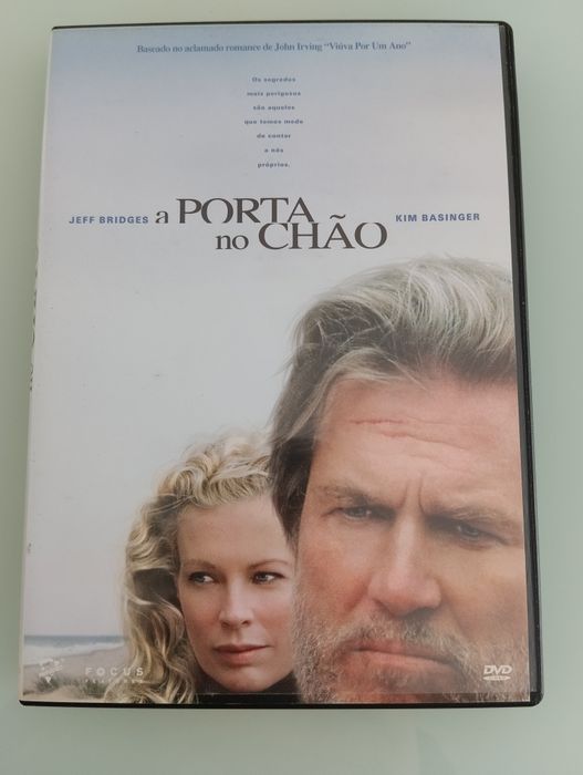DVD a porta no chão