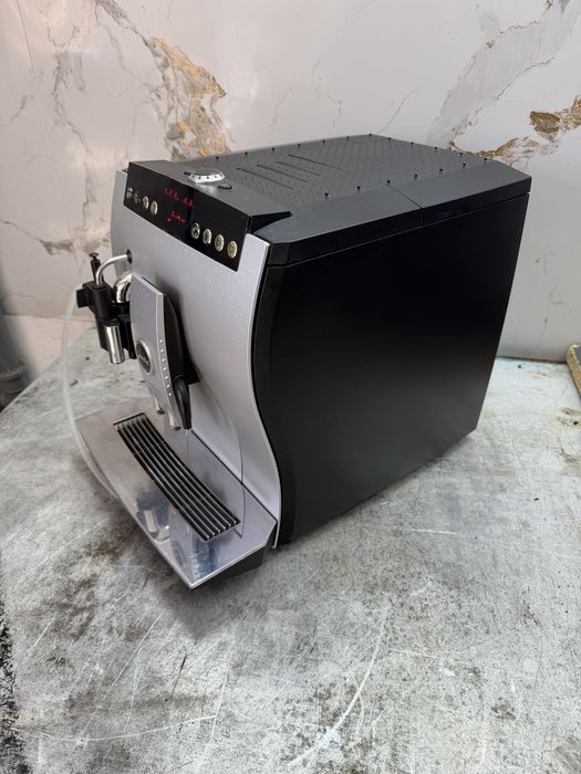 Кавомашина Jura Impressa Z5