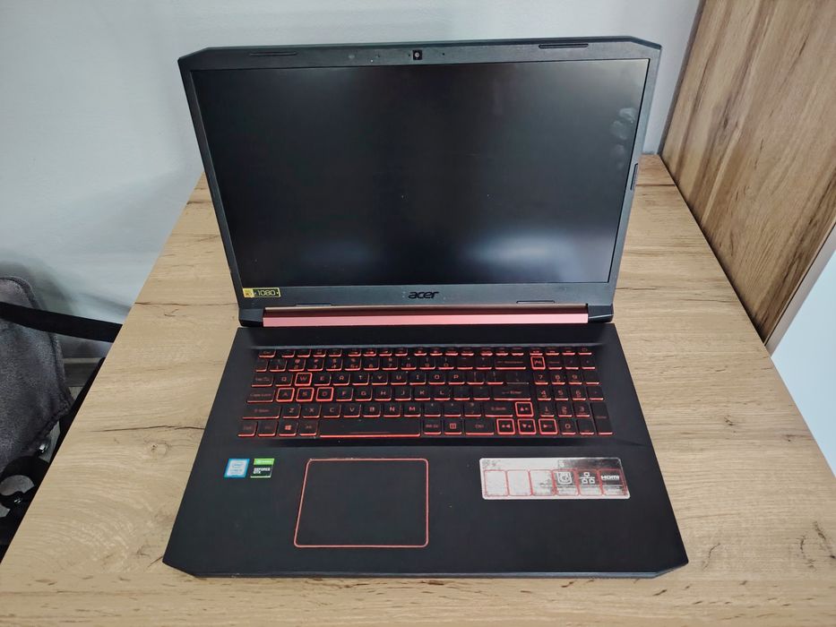 Acer Nitro 5 AN517-51