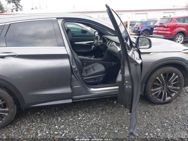 Infiniti QX50 LUXE 2021