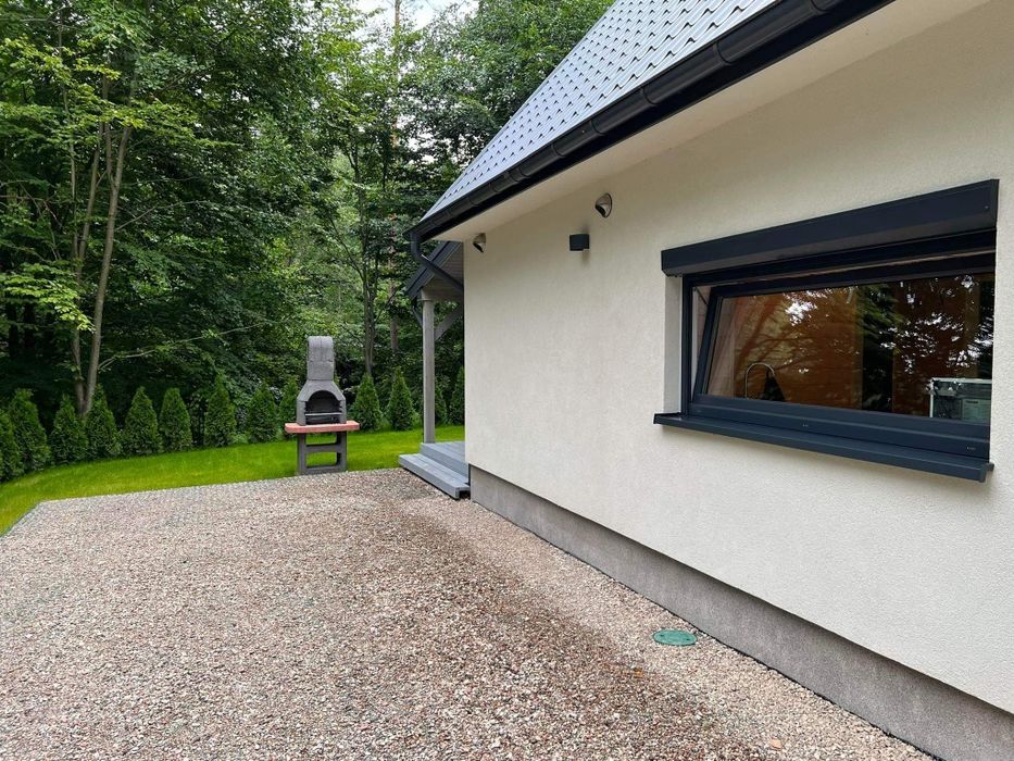 Domek nad jeziorem Narie w Bogaczewie