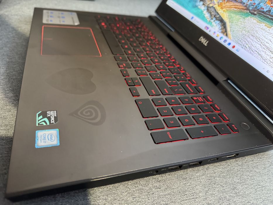 Dell 7577 Gtx 1060 i7 7700