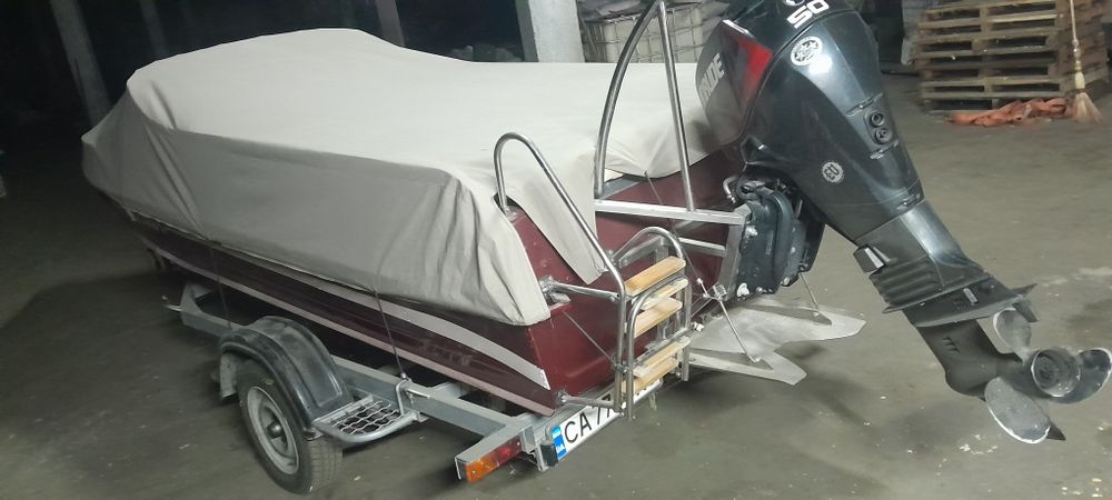 Човен  Казанка 5