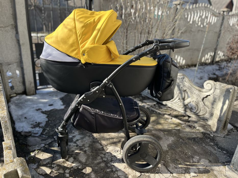 Продам коляску Victoria Gold