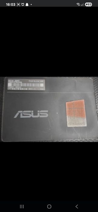 Laptop      ASUS