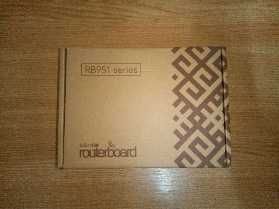 Роутер (маршрутизатор) MikroTik RB951Ui-2HnD