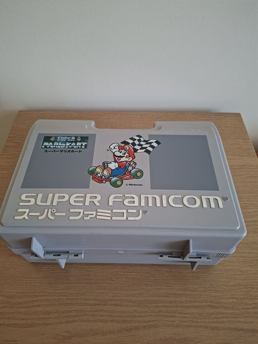 Nintendo Super Famicom Japan walizeczka do gier SPRAWDZ