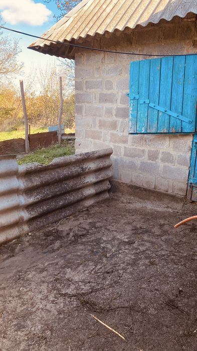 Продаж землі з будинком
