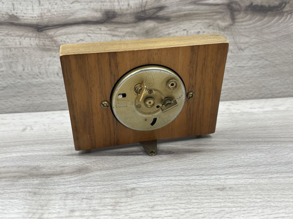 Mały budzik kienzle art deco