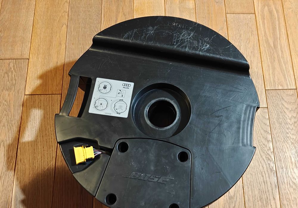 subwoofer Bose Richbass