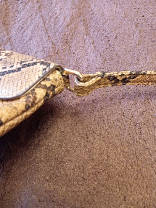 Жіноча сумочка .