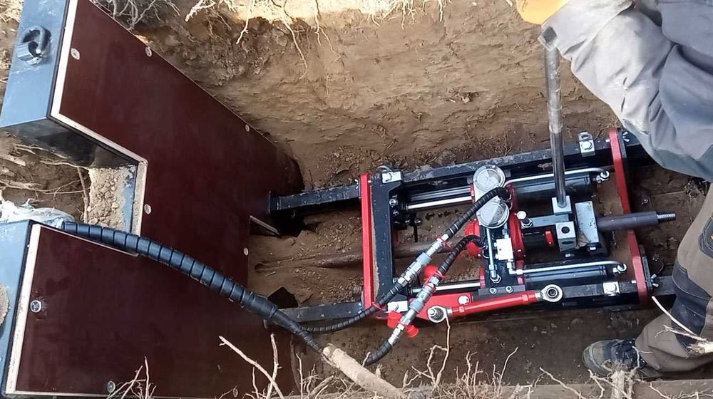 PRZEWIERTY STEROWANE o centymetrowej dokładności !!! PRACE ZIEMNE !!!