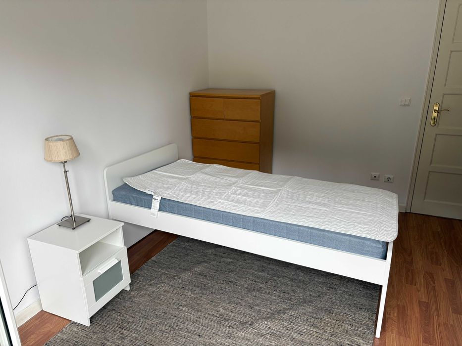 Alugo quartos com varanda no Lumiar