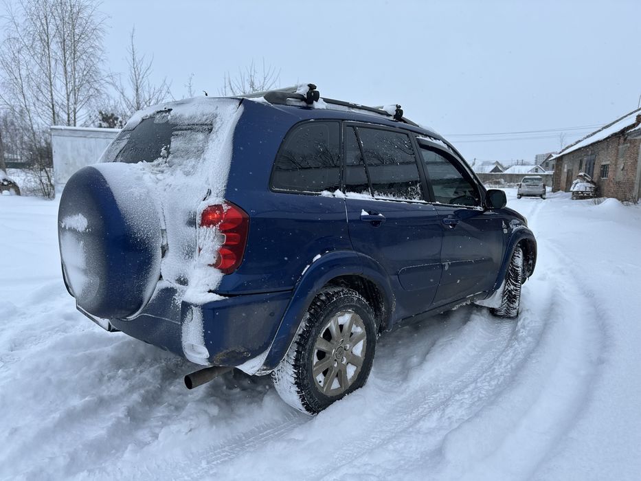 Toyota RAV4 2.0 дизель 4Х4 повний привід