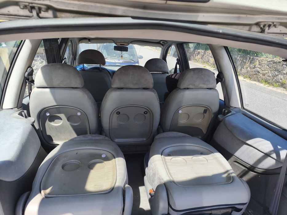 Ford galaxy em  Bom estado
