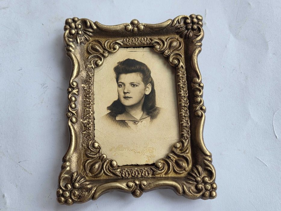 Ozdobna ramka na zdjęcie (mosiężna) 11 x 8,5 cm