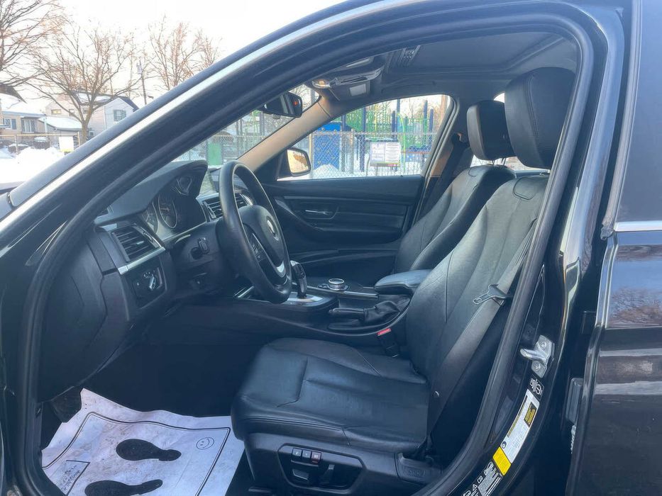 BMW 3 Series      2016